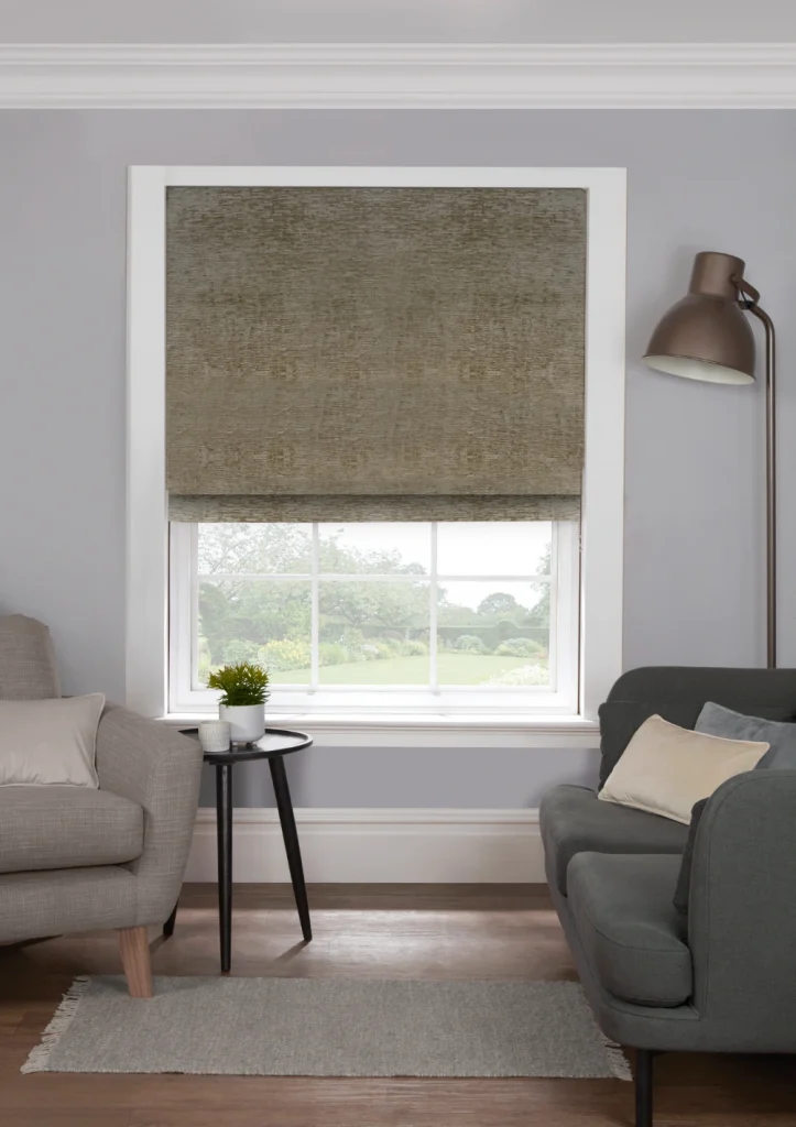 amara mouse made to measure roman blinds